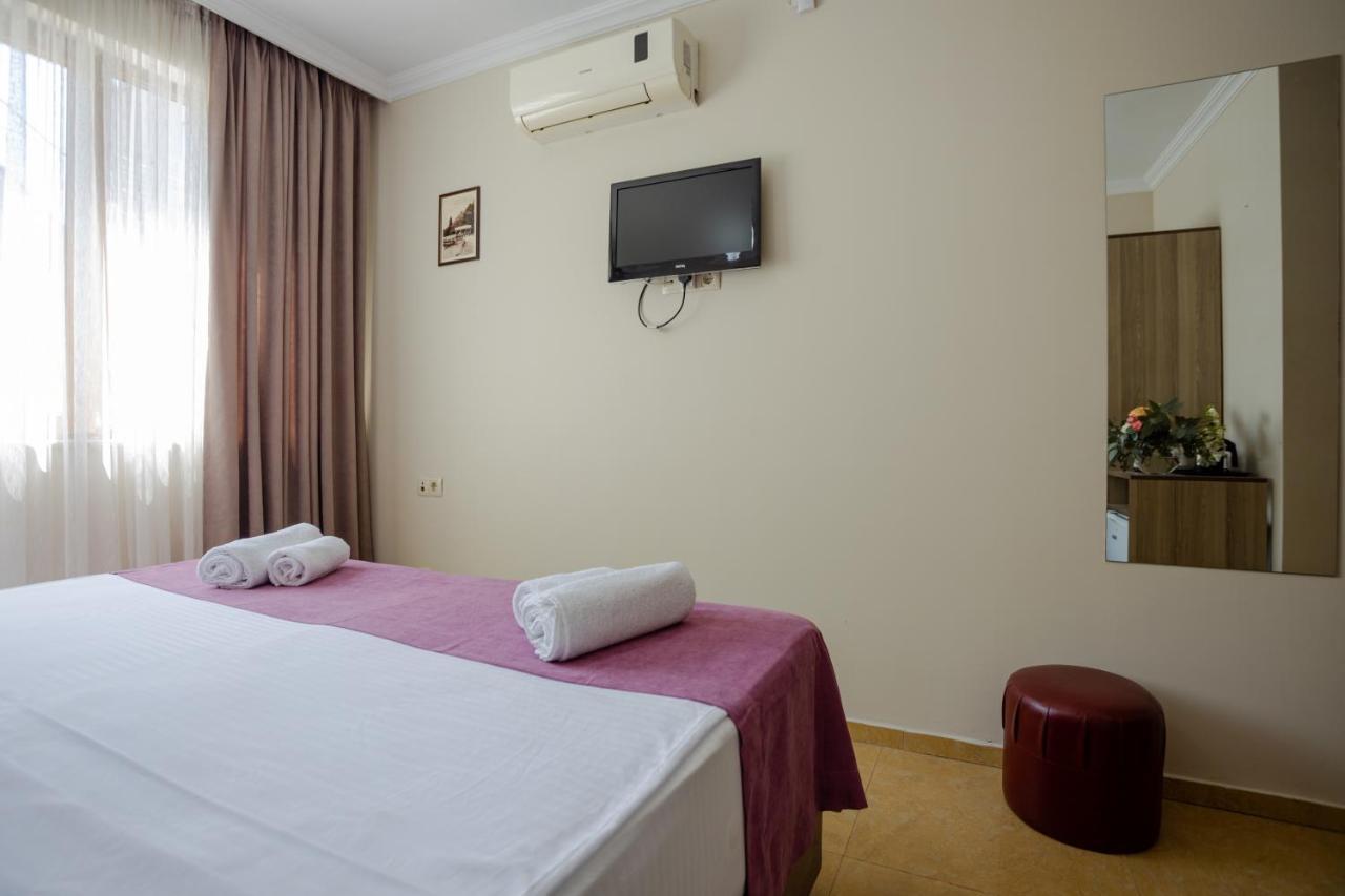 Daisi Sunset Hotel Batumi Ngoại thất bức ảnh