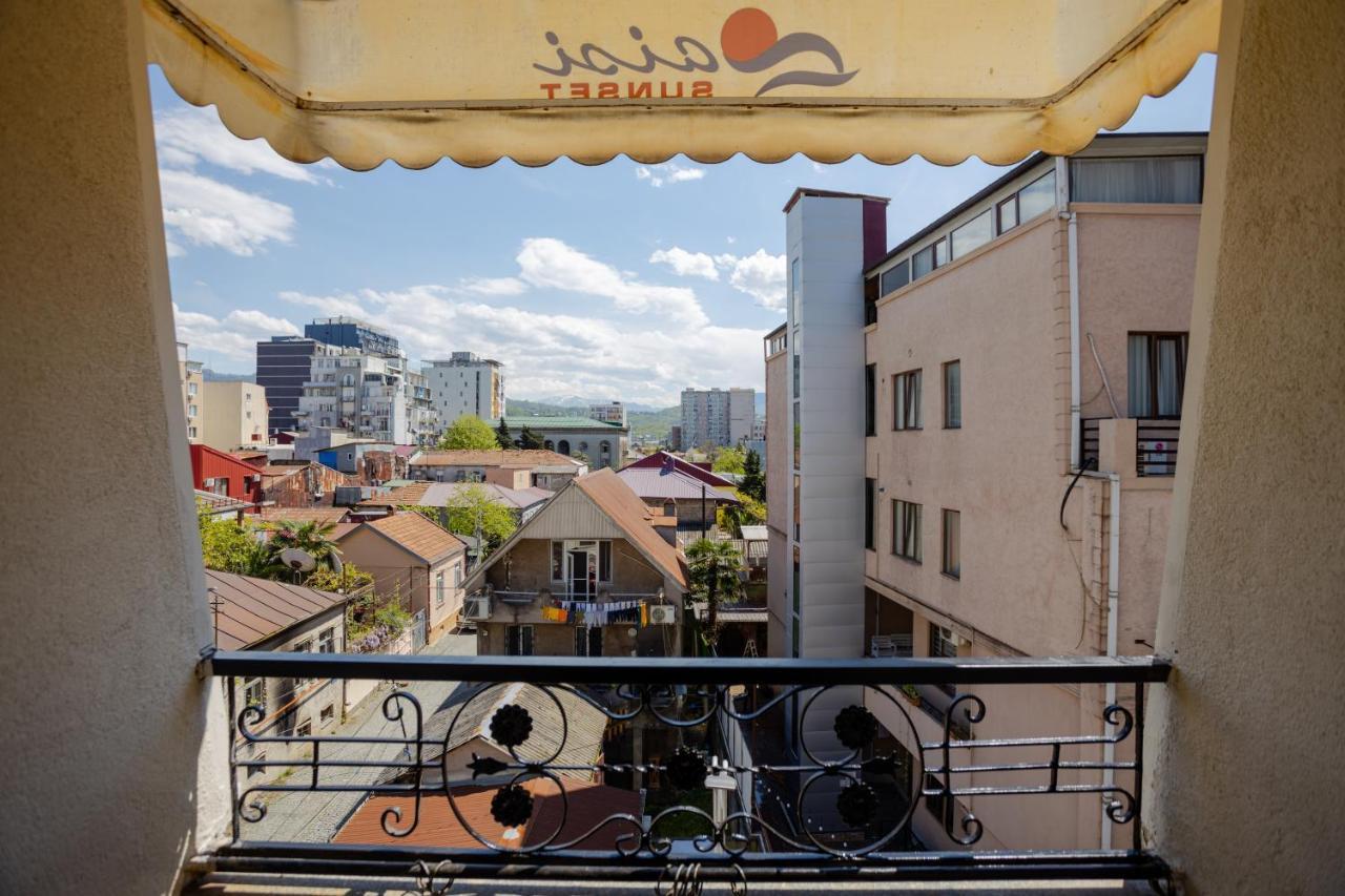 Daisi Sunset Hotel Batumi Ngoại thất bức ảnh