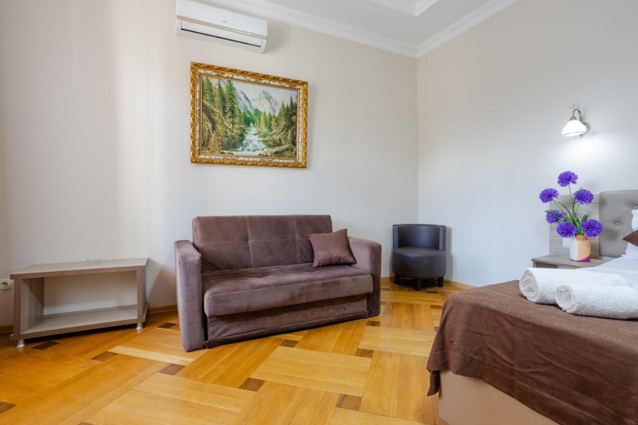Daisi Sunset Hotel Batumi Ngoại thất bức ảnh
