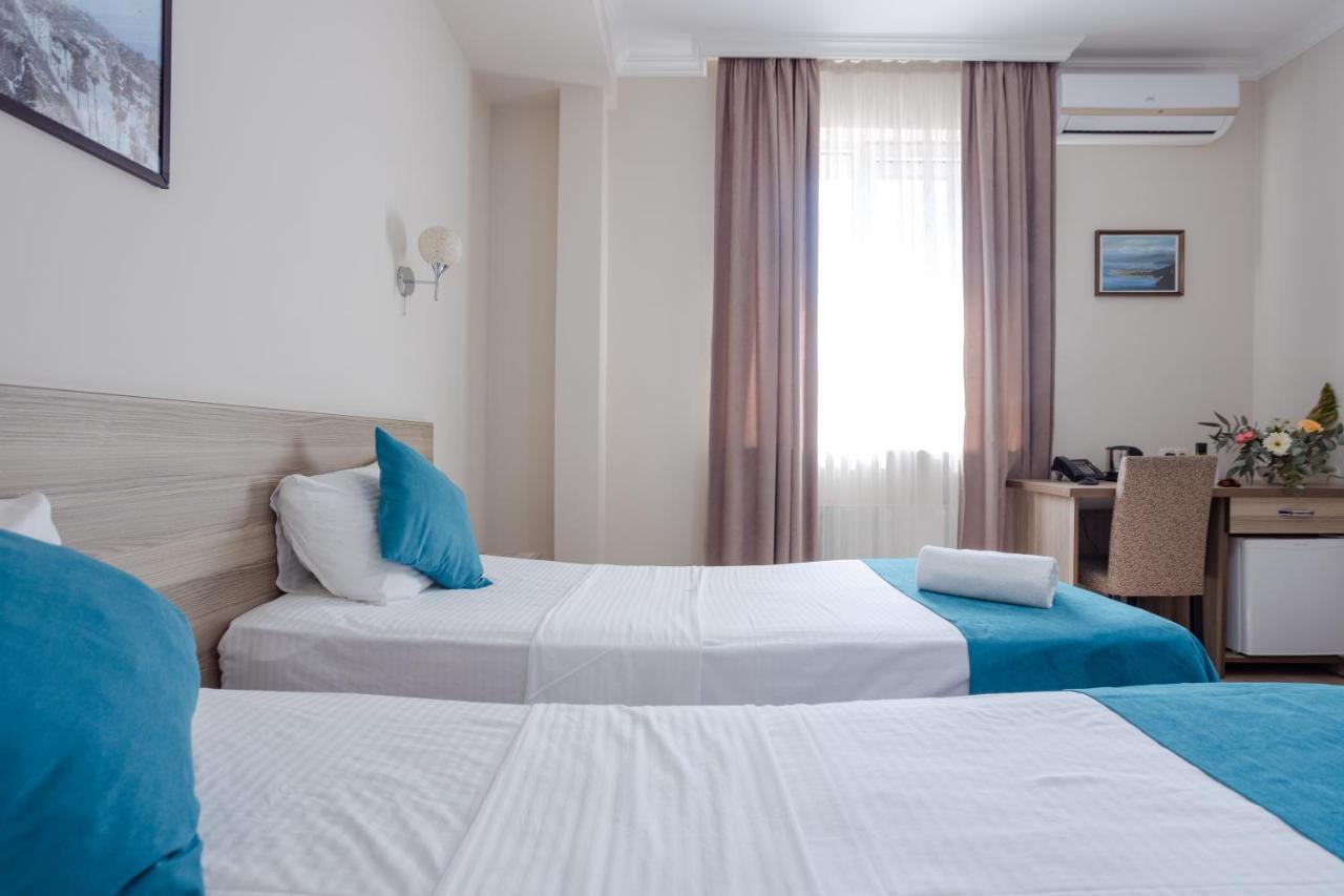 Daisi Sunset Hotel Batumi Ngoại thất bức ảnh